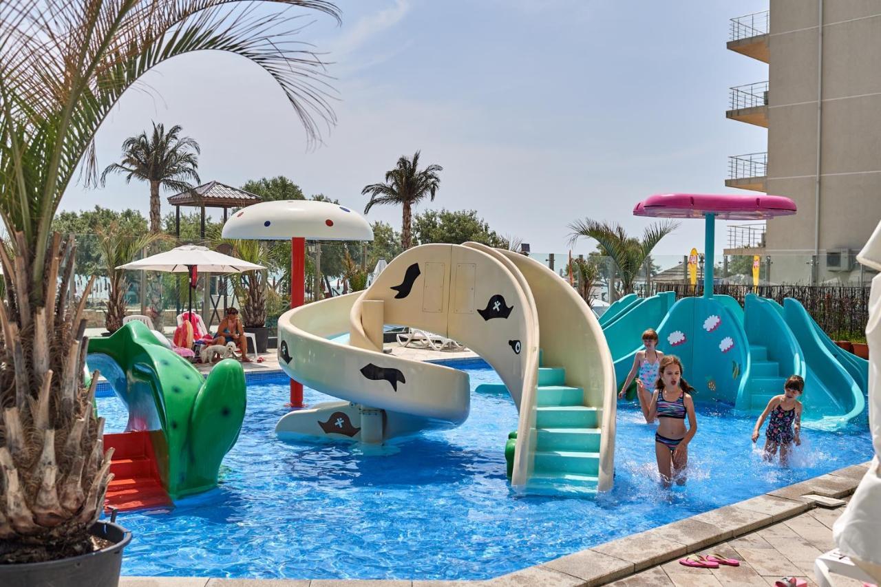 Cristalex Aparthotel & Spa Mamaia Nord Năvodari 외부 사진